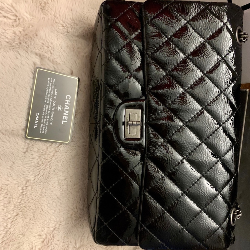 Chanel Bag - Picture 2 of 6